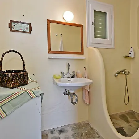 Avyes House Holiday home Tinos